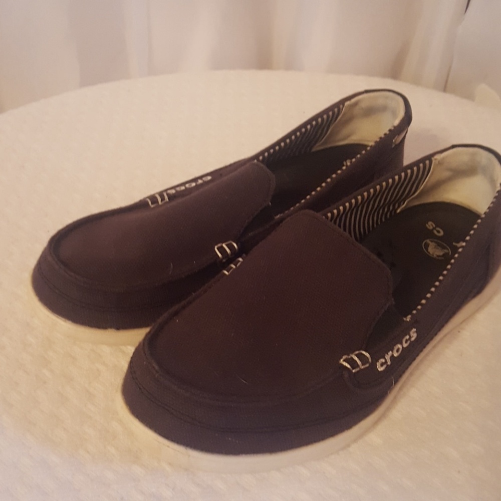 Women's crocs
